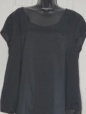 NY&Co Women’s Black Scoop Neck Short Sleeve Top